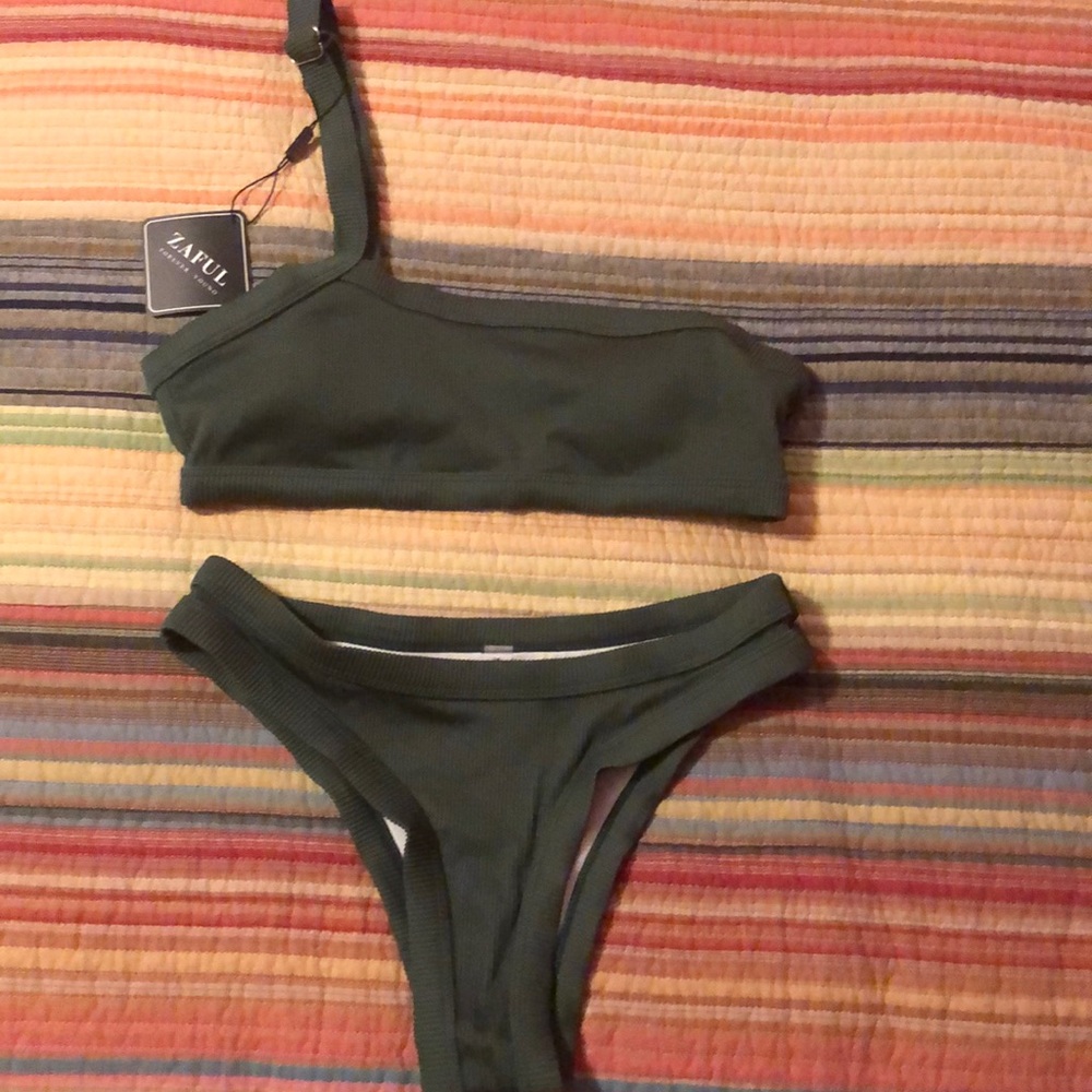 Zaful size medium sage green bikini